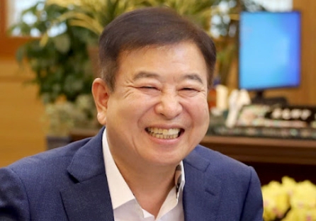 강종만 군수 프로필 나이 고향 학력 재산