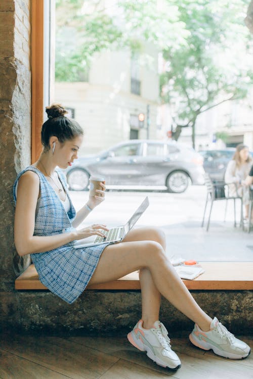 회사 말고 다른 길! - 직장 없이도 돈 버는 직업 10가지