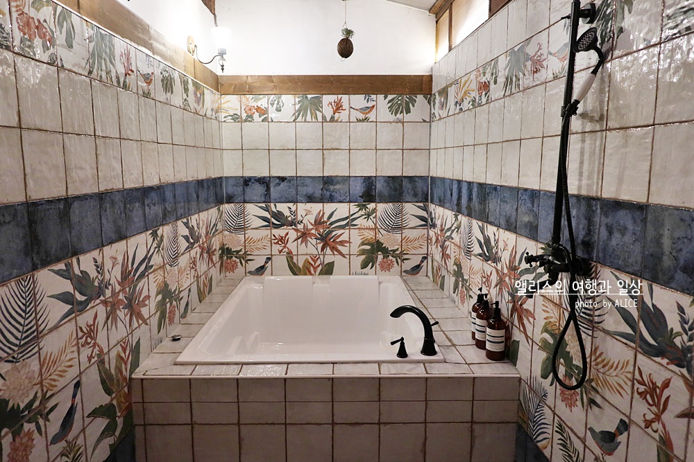 전주 교동살래에서 즐기는 예쁜 욕조타임! 매화방 후기