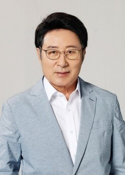 배우 노영국