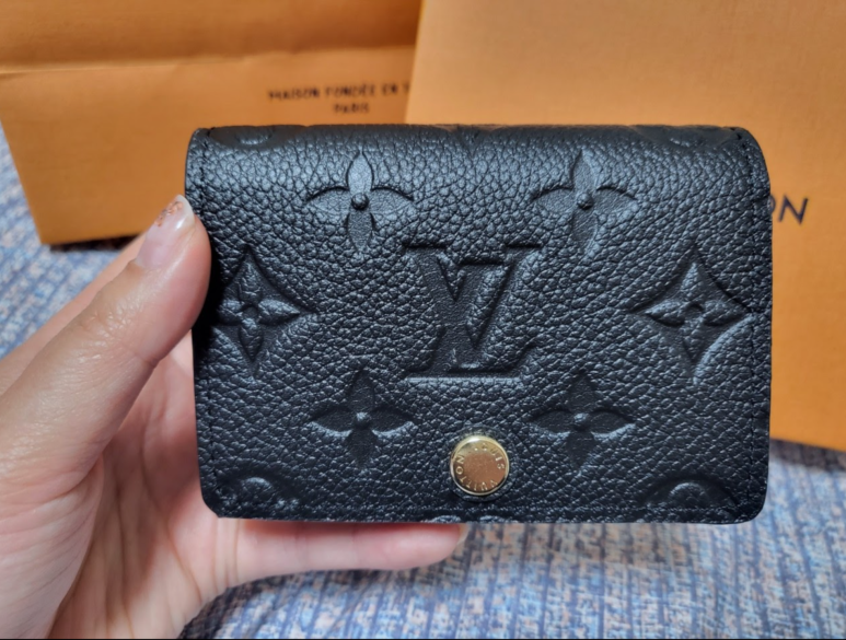 루이비통 앙프렝뜨 비즈니스 카드지갑 본품