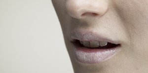 성관계 후 목에 붓거나 통증