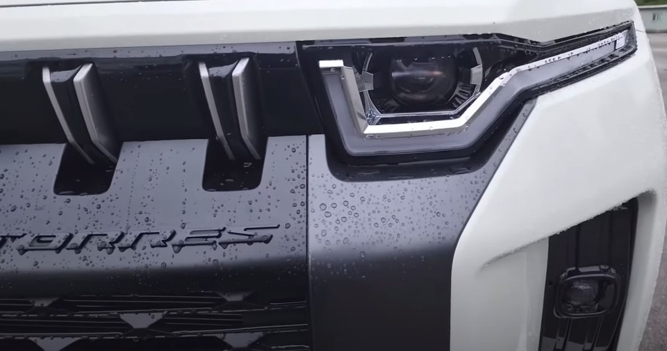 [신차구매추천] 가성비 좋은 SUV 실물이 멋진 토레스 가격표, 연비, 실내, 사전예약