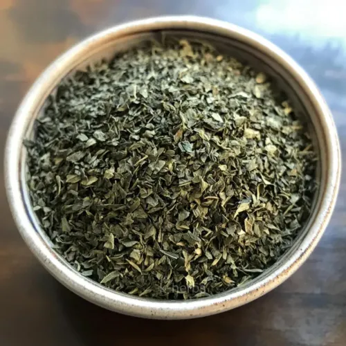 수확해서 잘 말린 페퍼민트