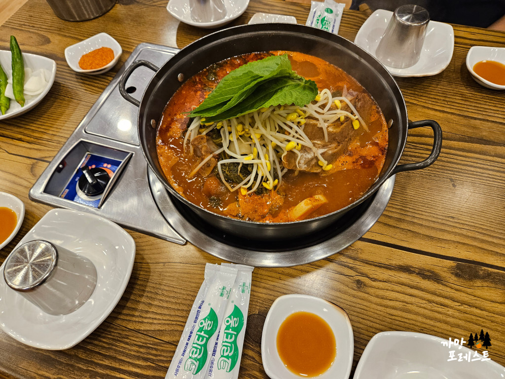 일인자 감자탕 뼈해장국