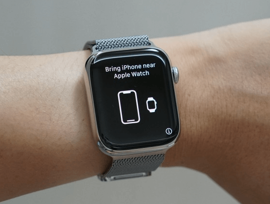 아이폰과 애플워치 연걸방법