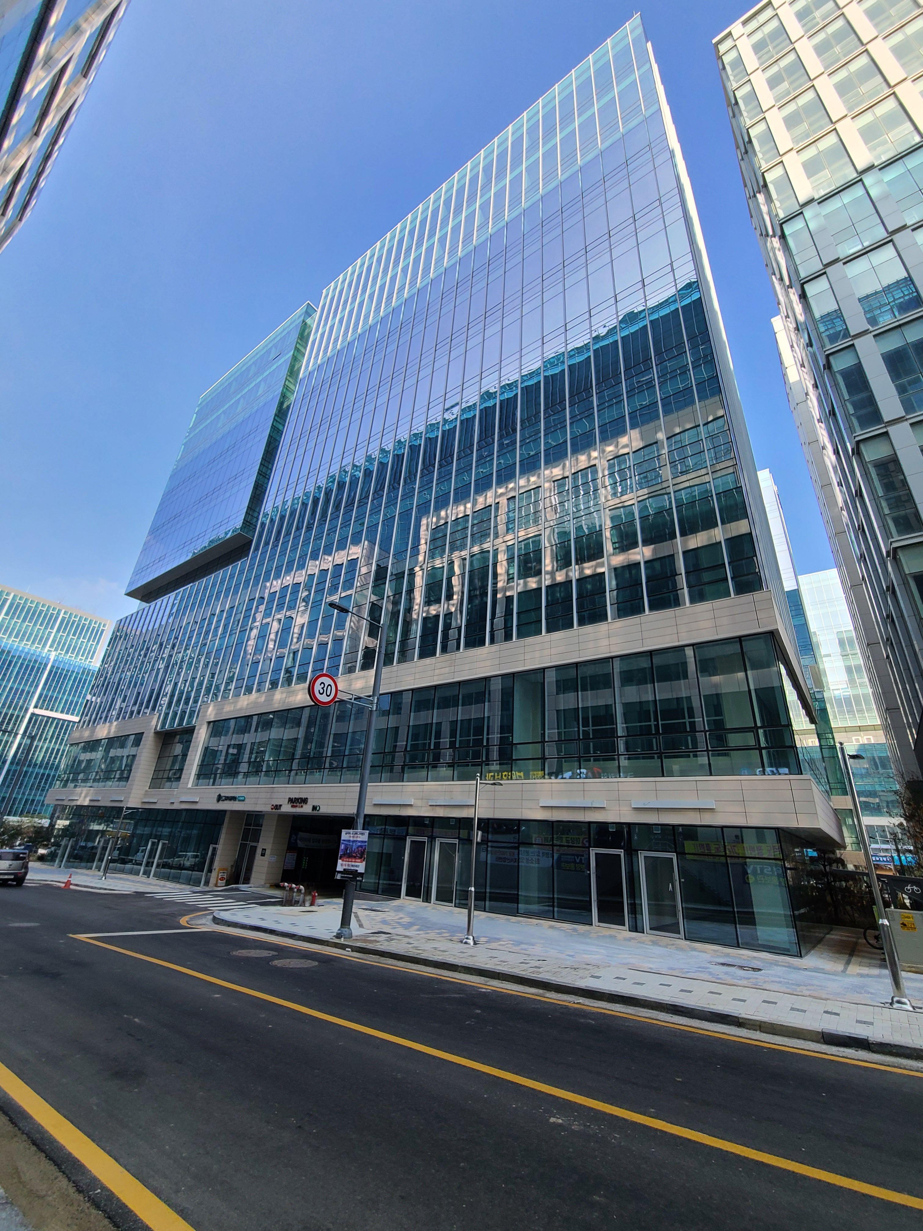 고덕 지식공작소아이타워 외관 및 주변환경2