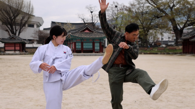 충주 활옥동굴 관람 전 필수 숙지! 투명카약 대기 꿀팁과 동네한바퀴 당일치기 코스 완벽 분석
