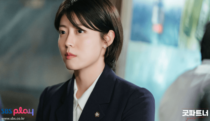 굿파트너 인물관계도 한유리