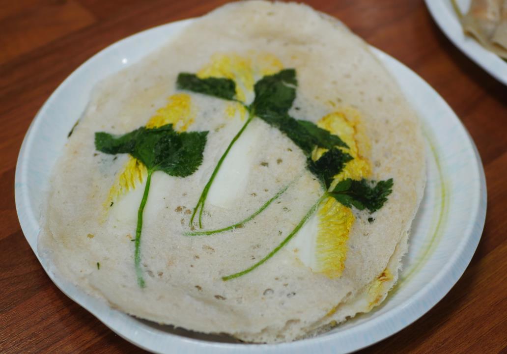 방금 구워낸 6시내고향 횡성전통시장 메밀전