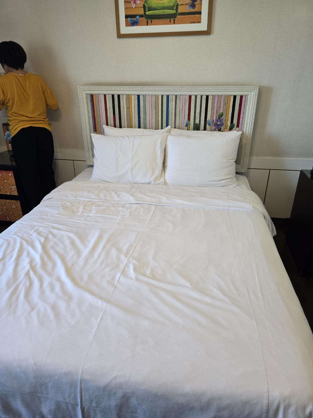 강릉-안목해변-헤렌하우스-실내 