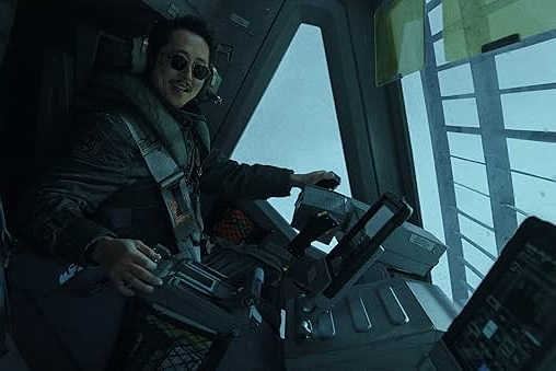 영화 &lsquo;미키 17&rsquo; 관람평 - 봉준호 감독의 SF 걸작&amp;#44; 관객 반응 총정리