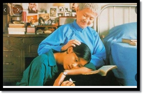 에드워드 양 감독의 영화 <하나 그리고 둘(Yi Yi)>: 25년 만의 재상영, 실존적 고독을 위로하는 마법같은 영화