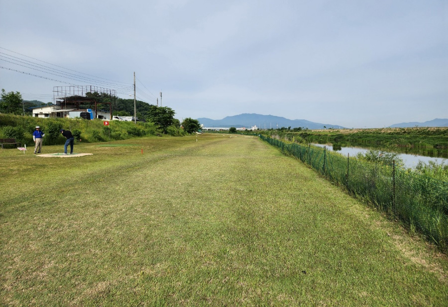 충북 서충주파크골프장. 충주시 대소원면 영평리 479-43