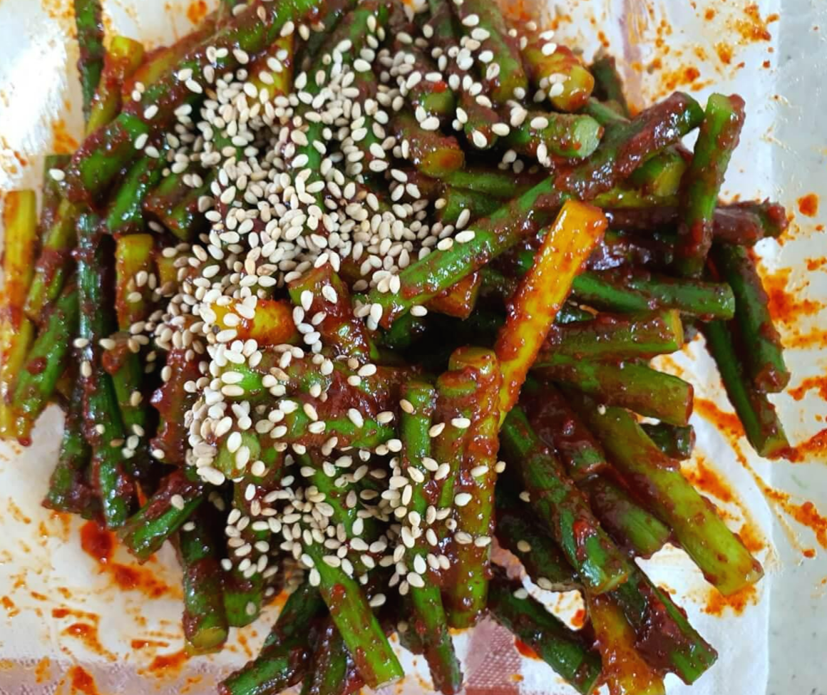 마늘쫑 무침 사진