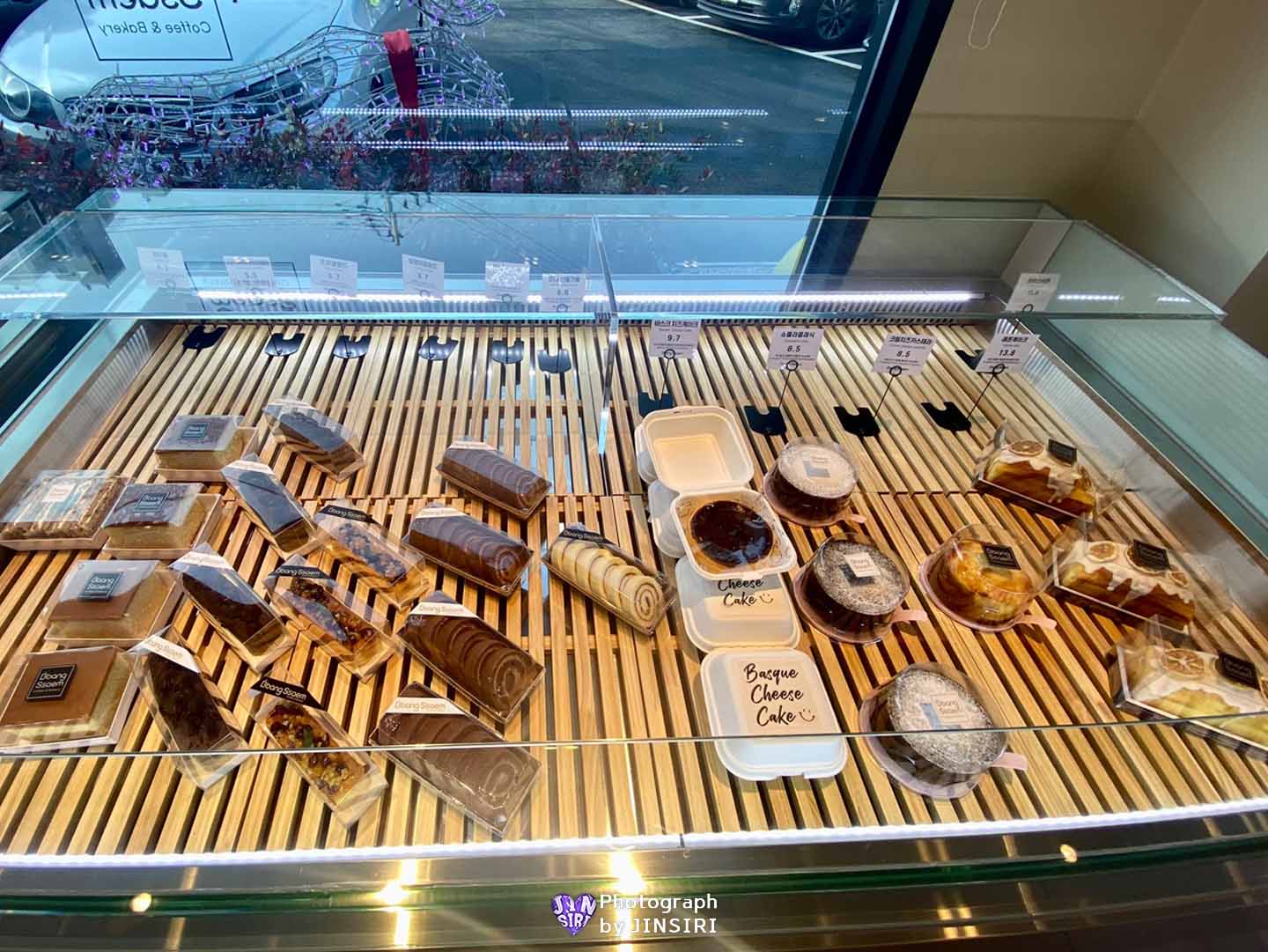 ๊นํฌ ํ๋์์ธ๋ ๋ฒ ์ด์ปค๋ฆฌ ๋ํ์นดํ ์์ธ๊ทผ๊ต ๋๋ผ์ด๋ธ ๋นต์