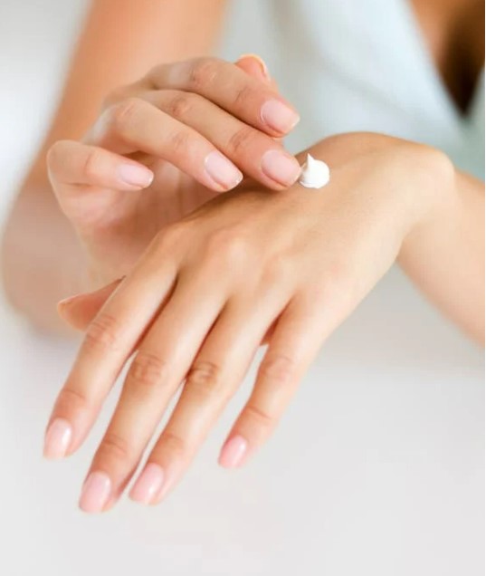 클렌징 밤 완전 정복! 피부에 순하고 메이크업은 말끔하게 지우는 비결