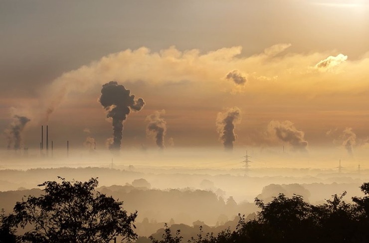 굴뚝에서-나오는-연기