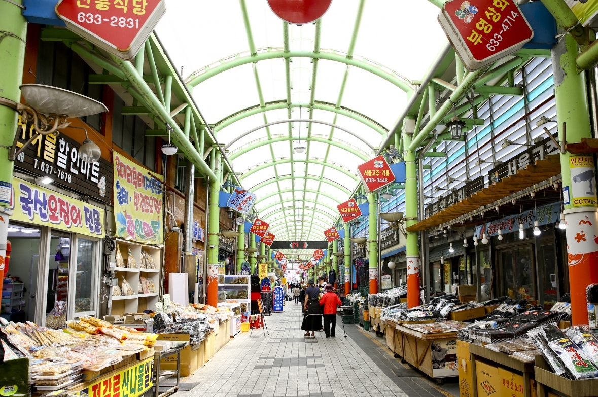 속초관광수산시장-중앙통로