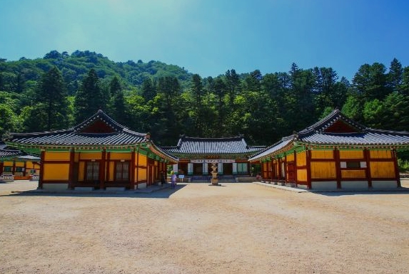 백담사-전경