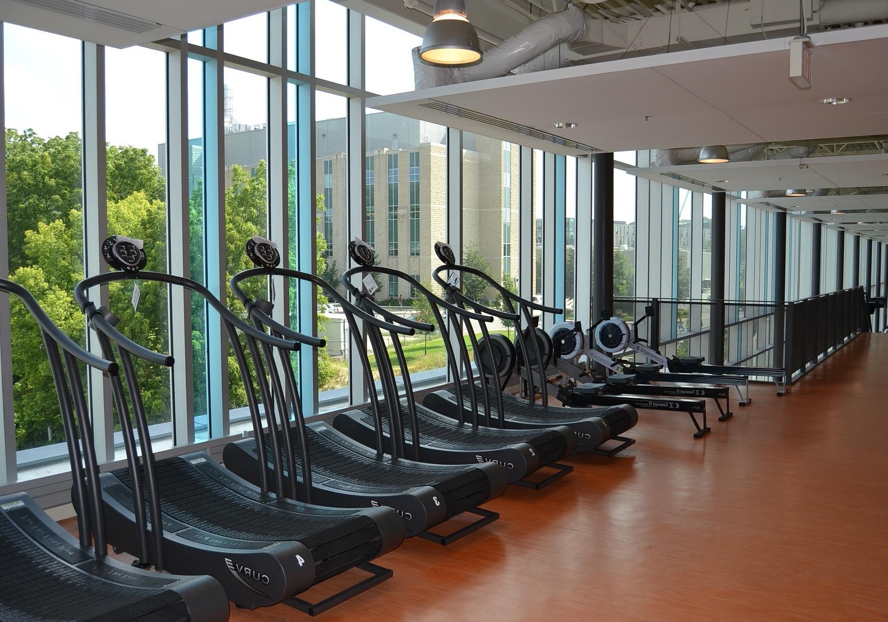 절대 하면 안 되는 어깨 운동 TOP 5