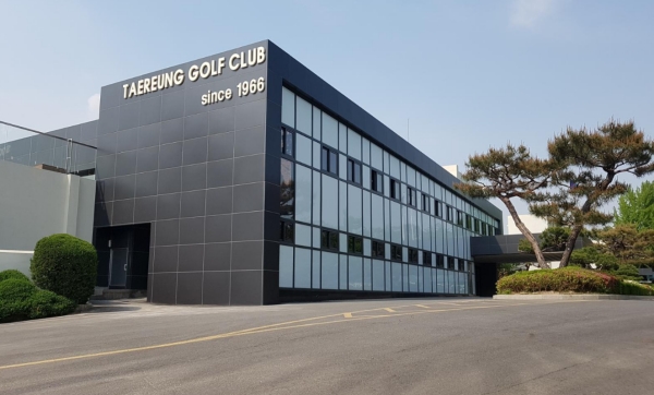 태릉 체력단련장 전경 입니다.