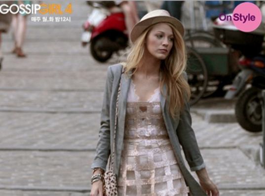 블레이크 라이블리 가십걸 사진