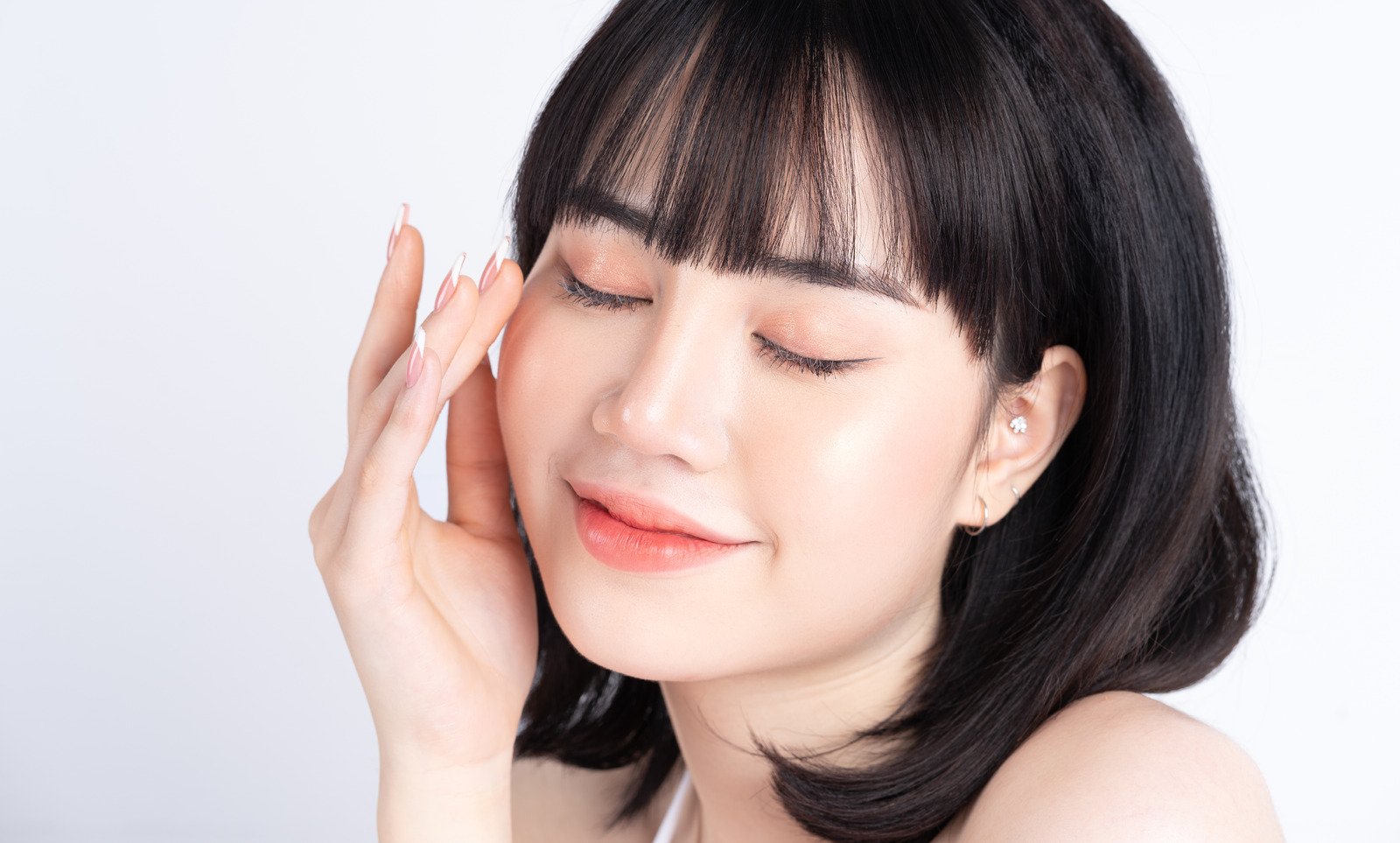 하얀 피부를 만들기 위한 팁: 건강한 피부를 위한 방법