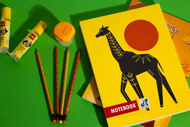 "숨만 쉬어도 돈이 나간다고?" 첫 달 생활비 예산 짜기 및 고정 지출 절감 꿀팁HTML