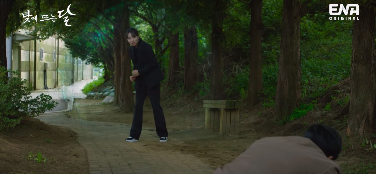 낮에뜨는달_12회