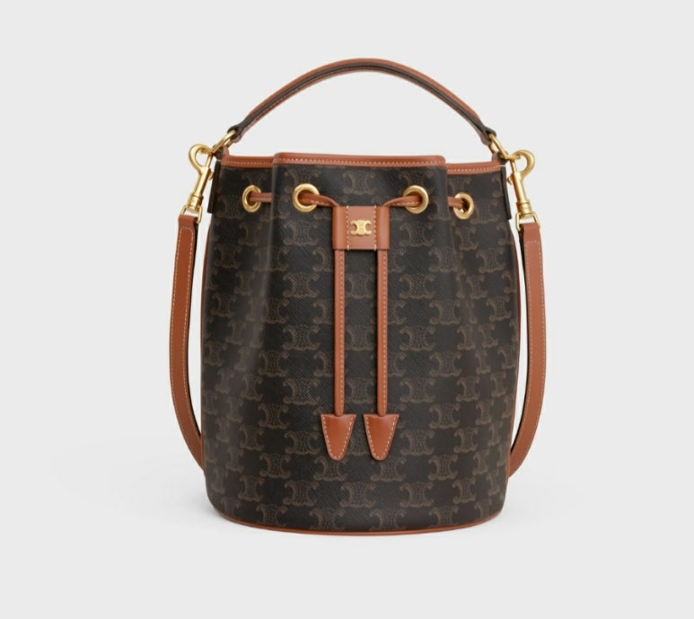 셀린느 트리옹프 클라라백