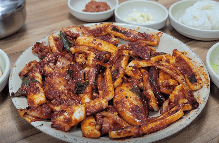 토밥 토요일은 밥이 좋아 석쇠 돼지불고기 오징어불고기 경주