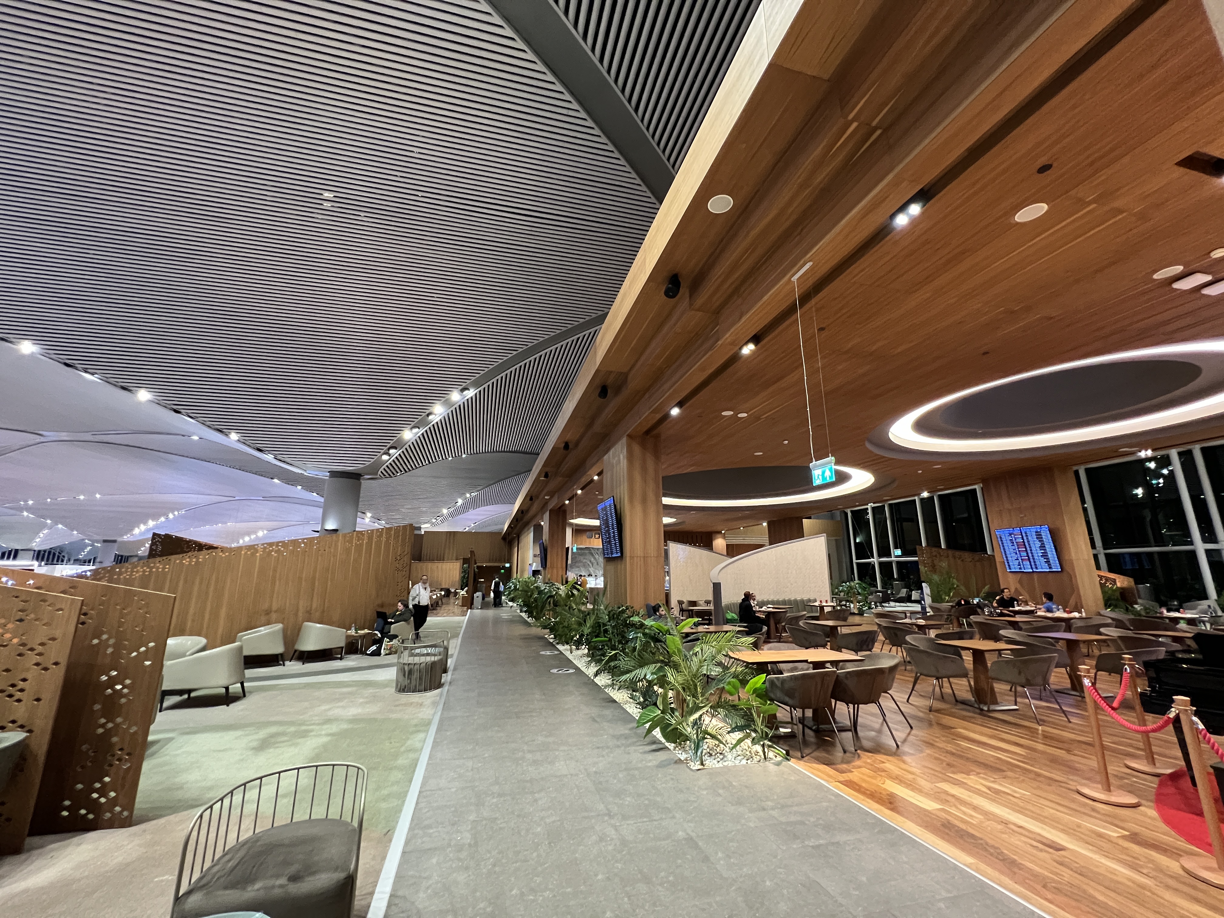 이스탄불 공항 라운지 내부