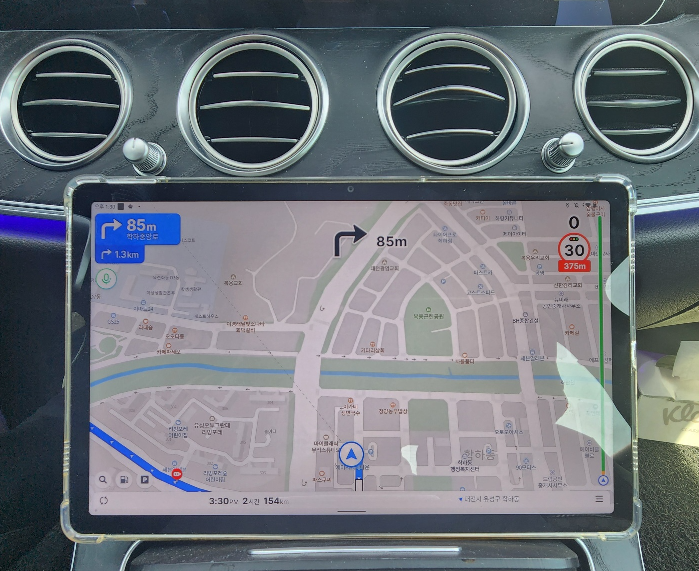 휴대폰 핫스팟(Galaxy Note)과 와이파이 연결되어 네비게이션이 구동되는화면