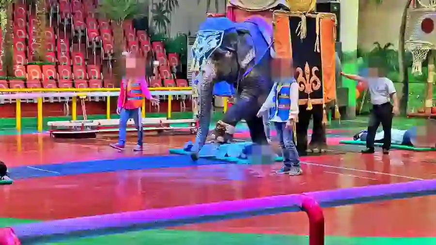 코끼리가 매우 영리하다라는 것을 확인 할 수 있는 시간이었습니다.