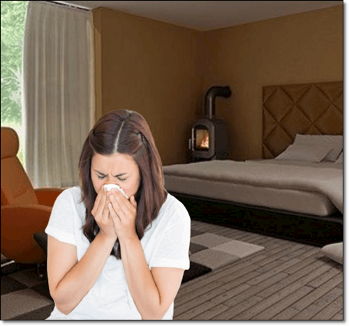 속이 불편한 여성