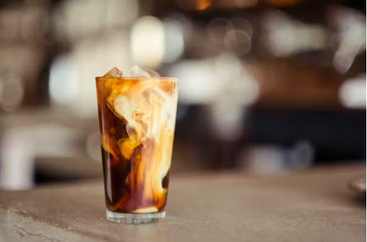 커피 한 잔이 한 달 생활비를 바꾸는 순간