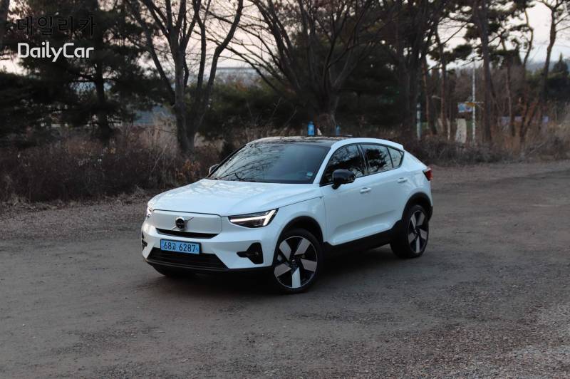 볼보 전기차..‘C40 리차지’