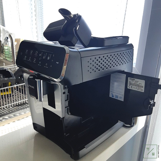 커피머신 이미지 입니다.