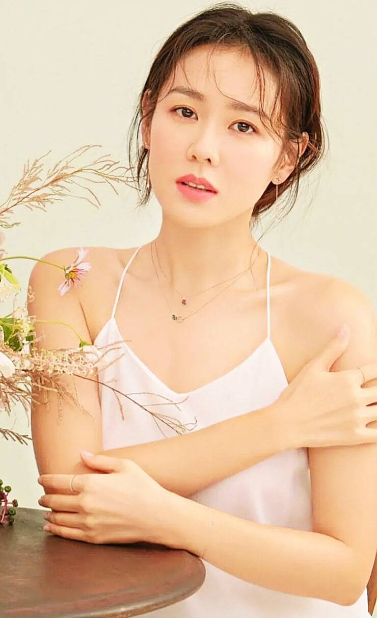 배우-손예진