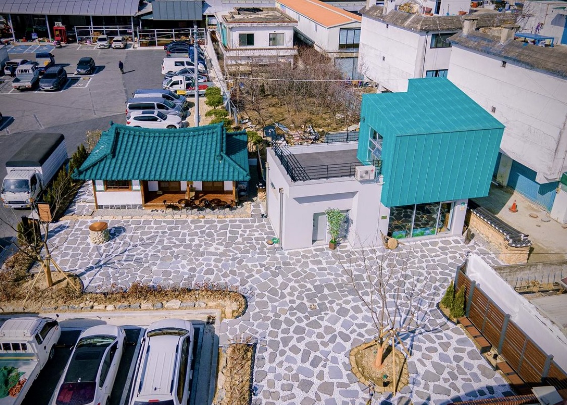모우나