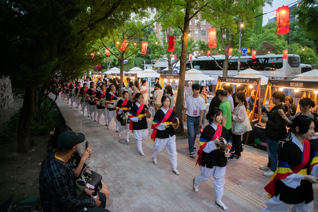  덕수궁돌담길 버스킹과 공연-(정동야행 출저)