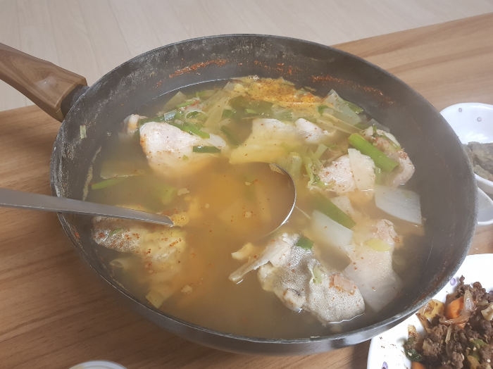 서울큰입탕 큰입탕 대구탕 대구맑은탕 내부 포장 2인분 매운탕