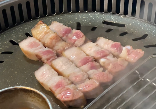 불판위 제주도 돼지고기