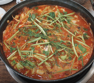 찹쌀탕수육과 짬짜면 맛집 나래궁
