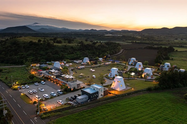 어라운드폴리 풍경