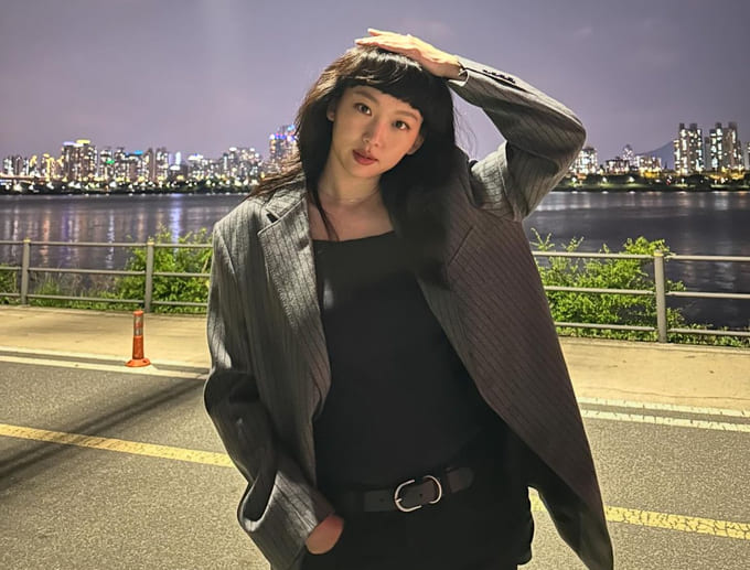 배우 진기주 사복