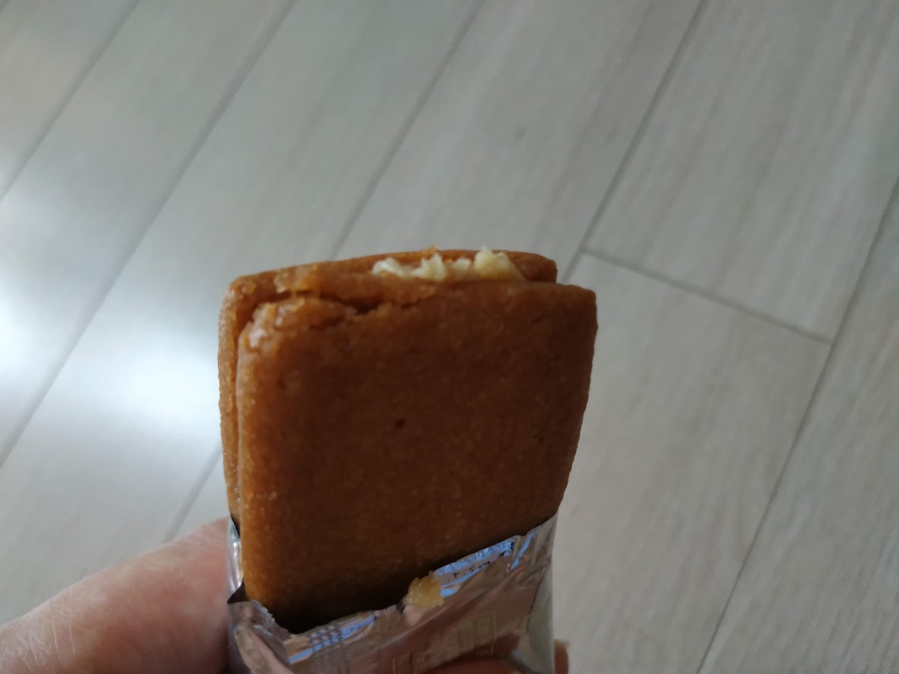 일본여행에서 사온 과자.