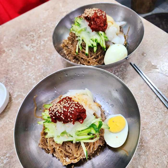 생방송투데이 경동시장 청량리 매운 냉면 맛집
