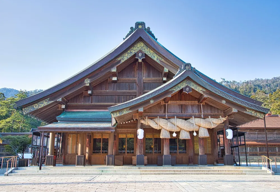 이즈모 대사의 전면 사진